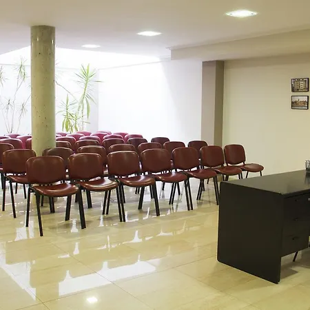 Cean Bermudez Apartment Gijón