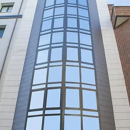 切安贝穆德斯公寓 *