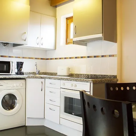 切安贝穆德斯公寓 *